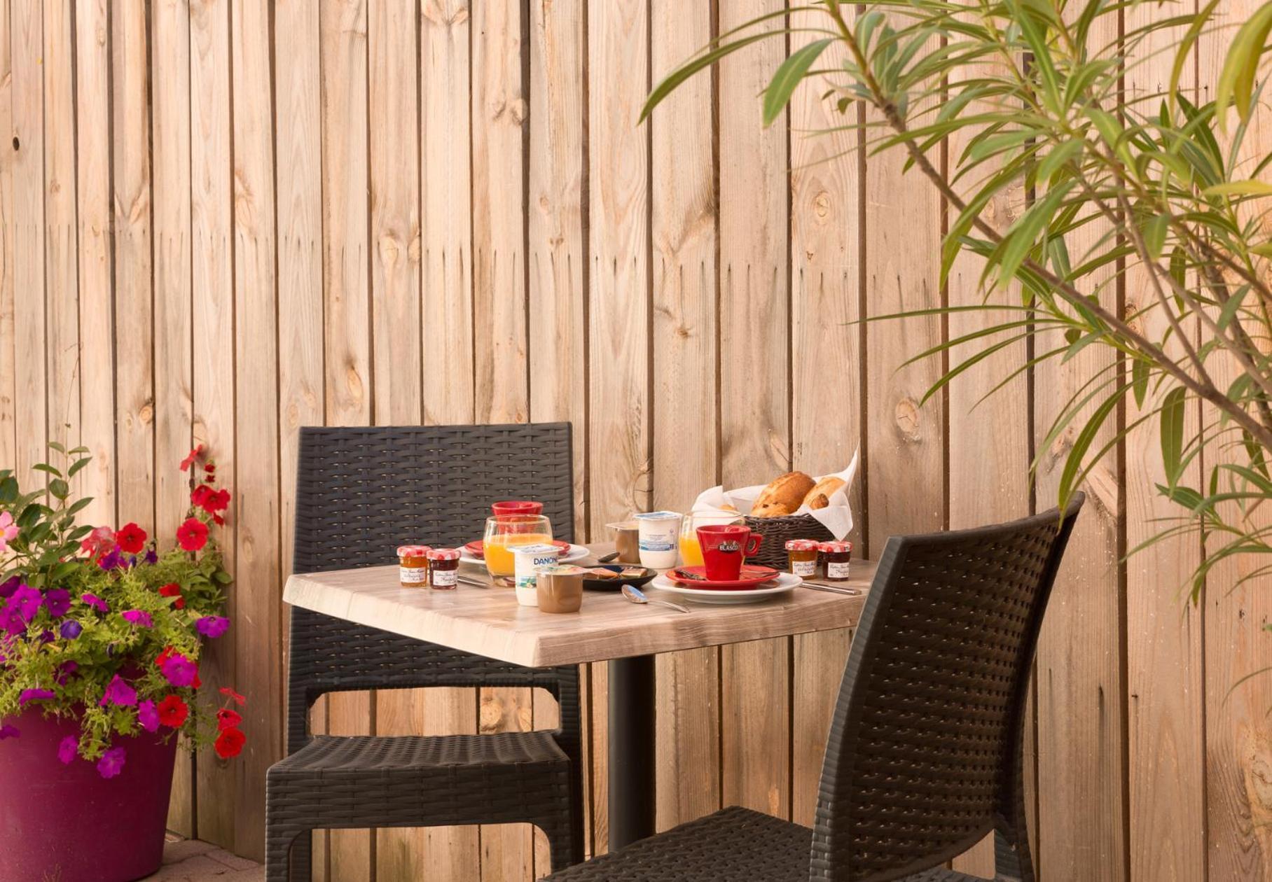 Hotel Les Sources Vernet-les-Bains Buitenkant foto